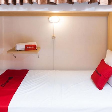 Reddoorz Hostel @ Malang City Center 2 Zewnętrze zdjęcie
