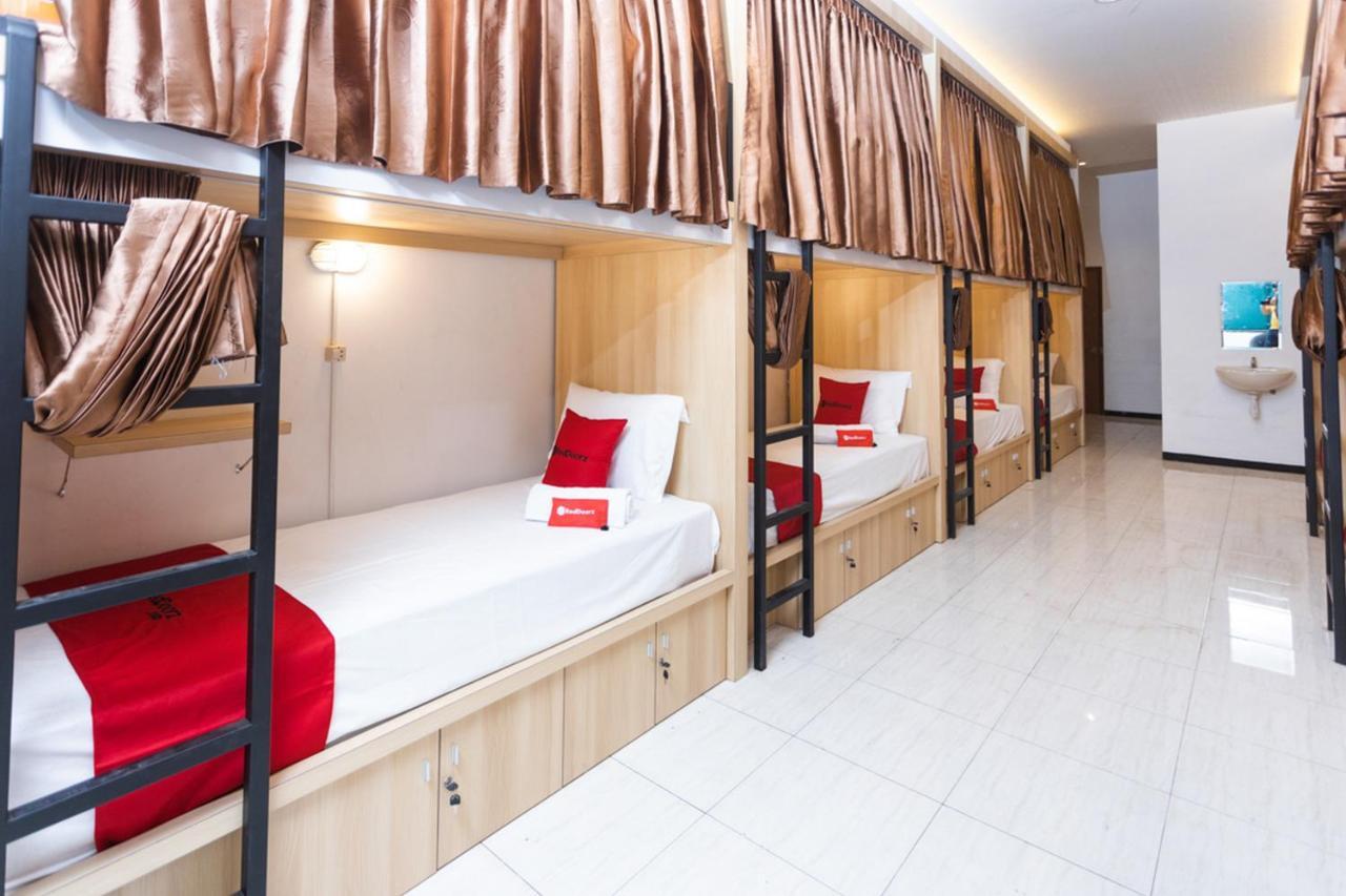 Reddoorz Hostel @ Malang City Center 2 Zewnętrze zdjęcie
