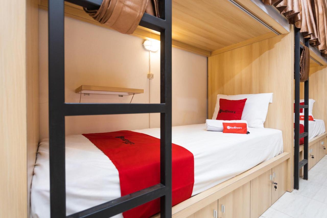 Reddoorz Hostel @ Malang City Center 2 Zewnętrze zdjęcie