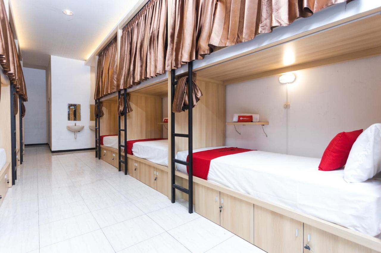 Reddoorz Hostel @ Malang City Center 2 Zewnętrze zdjęcie