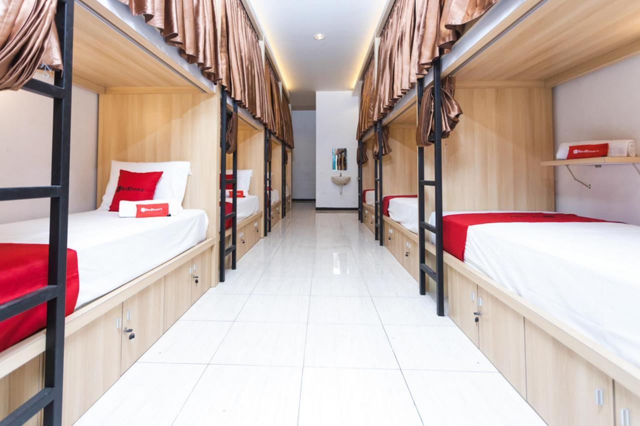 Reddoorz Hostel @ Malang City Center 2 Zewnętrze zdjęcie