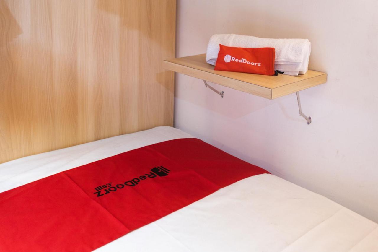 Reddoorz Hostel @ Malang City Center 2 Zewnętrze zdjęcie